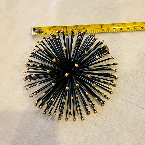 Metal Starburst 3Black Spiked Radial Pattern Decor - Picture 5 of 5